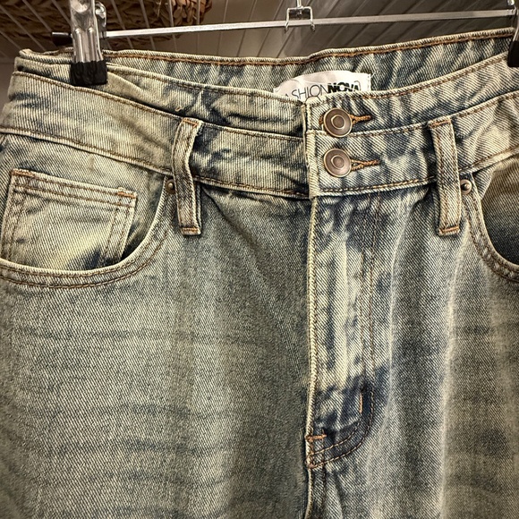 Artesia Tinted Baggy Non Stretch Jeans - Light Wash - Picture 5 of 7